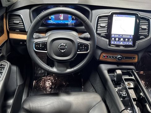 Used 2023 Volvo XC90 T8 Plus w/ Protection Package Premier AWD/4WD image 17