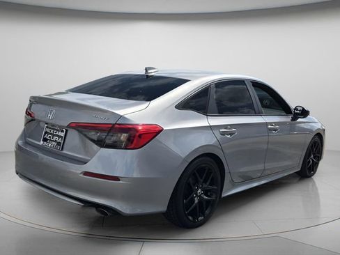 Used 2022 Honda Civic Sport image 8
