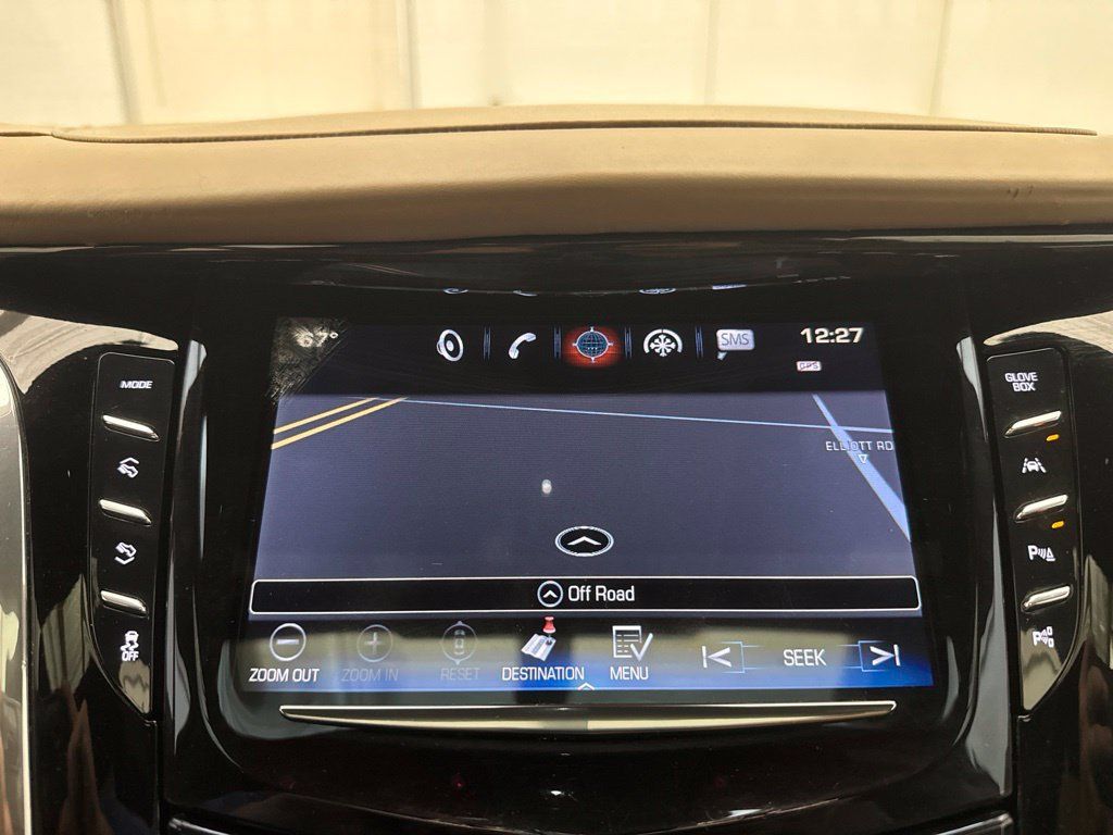 Used 2018 Cadillac Escalade ESV Platinum AWD/4WD image 40