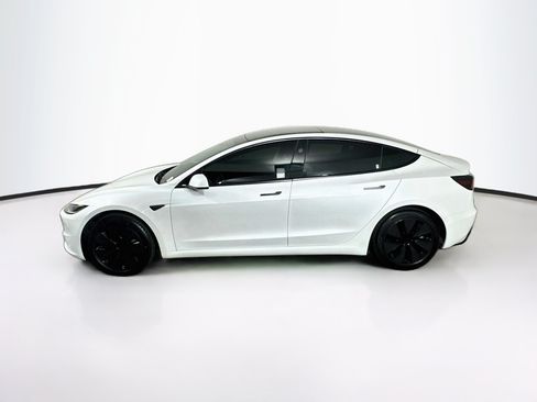 Used 2025 Tesla Model 3 Long Range RWD image 3