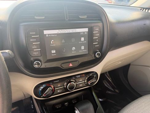 Used 2021 Kia Soul S FWD image 32