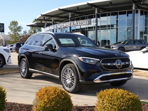 New 2026 Mercedes-Benz GLC 300 4MATIC image 1