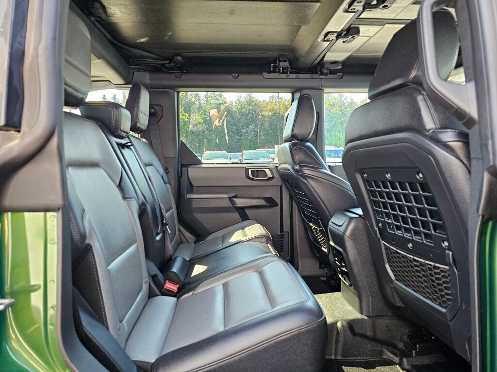 Used 2024 Ford Bronco Everglades AWD/4WD image 11