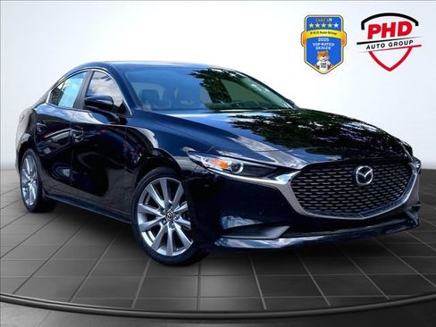 Used 2023 MAZDA MAZDA3 s FWD image 1