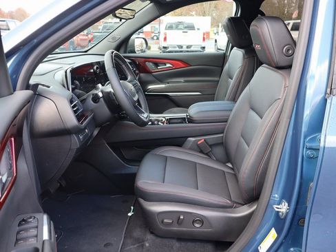 New 2026 Chevrolet Traverse Z71 w/ Enhanced Driving Package AWD/4WD image 5