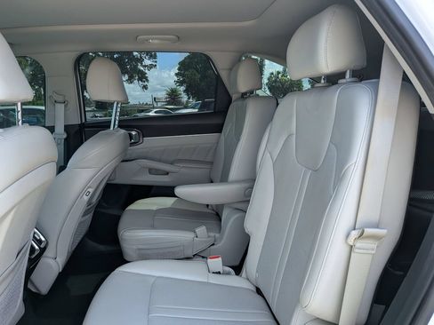 Certified 2023 Kia Sorento SX FWD image 19