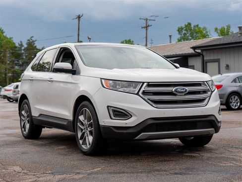 Used 2016 Ford Edge Titanium w/ Equipment Group 302A AWD/4WD image 3