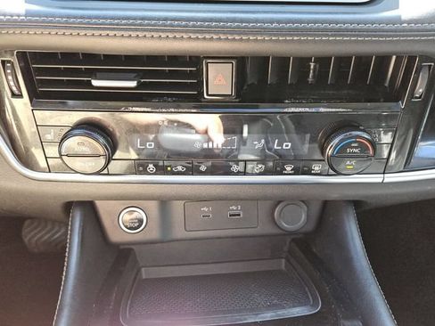 Used 2023 Nissan Rogue SL FWD image 20