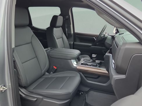 Certified 2026 Chevrolet Silverado 1500 LT Trail Boss w/ LT Trail Boss Premium Package AWD/4WD image 15