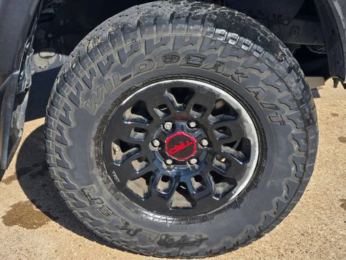 Used 2017 Toyota Tacoma TRD Pro AWD/4WD image 8