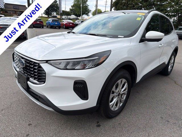 Used 2024 Ford Escape Active w/ Tech Pack #2 AWD/4WD image 7