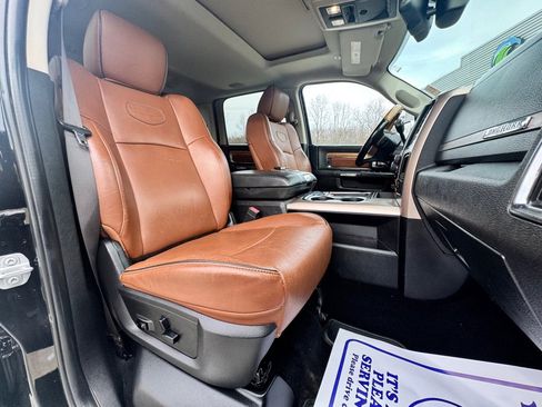 Used 2018 RAM 2500 Longhorn image 7