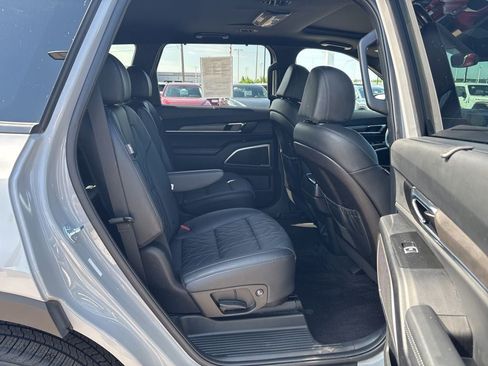 Used 2024 Kia Telluride EX X-Line AWD/4WD image 45