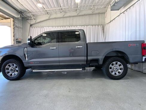 Used 2023 Ford F250 Lariat w/ Chrome Package image 26