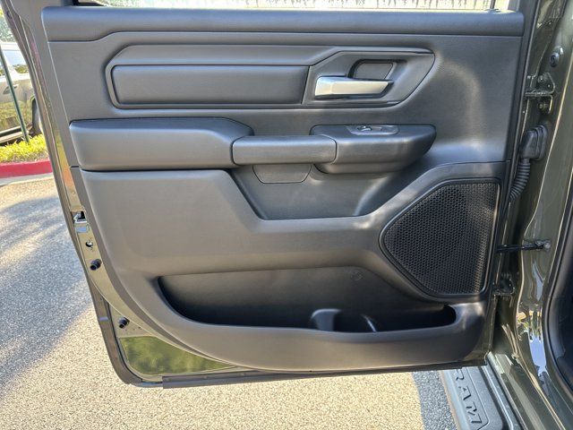 New 2026 RAM 1500 Express AWD/4WD image 20