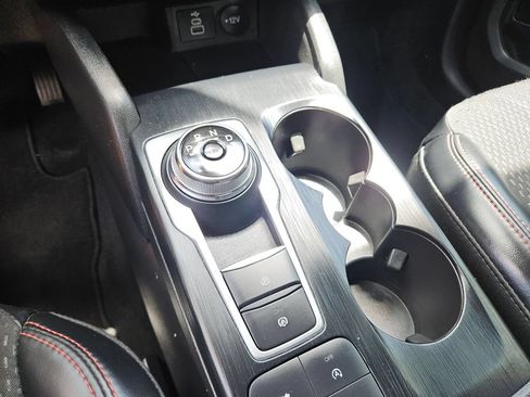 Used 2025 Ford Escape ST-Line AWD/4WD image 29