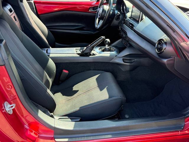 Used 2016 MAZDA MX-5 Miata Club RWD image 20