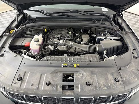 New 2025 Jeep Grand Cherokee L Laredo w/ Luxury Tech Group I image 30