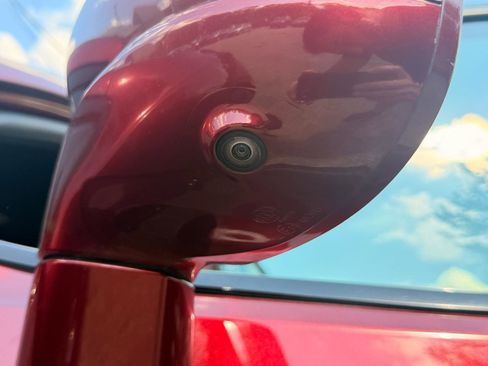 Used 2018 Chrysler Pacifica Touring-L w/ Advanced Safetytec Group FWD image 19