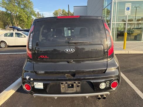 Used 2018 Kia Soul ! w/ Tech Package image 4