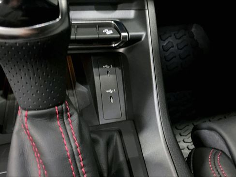 Used 2025 Audi Q3 2.0T Premium Plus w/ Premium Plus Package image 34