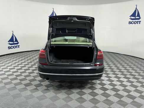 Used 2019 Volkswagen Passat 2.0T Wolfsburg image 22