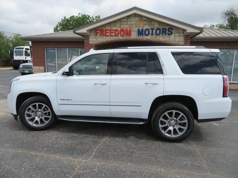 Used 2018 GMC Yukon Denali w/ Open Road Package AWD/4WD image 8