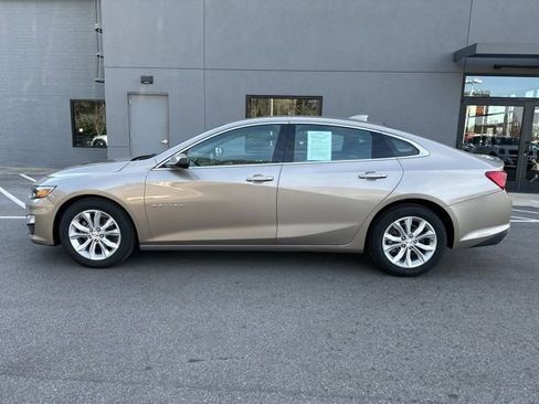 Used 2024 Chevrolet Malibu LT image 4