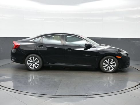 Used 2018 Honda Civic LX image 7