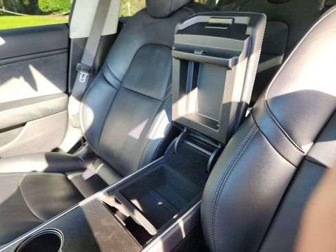 Used 2018 Tesla Model 3 Long Range RWD image 26