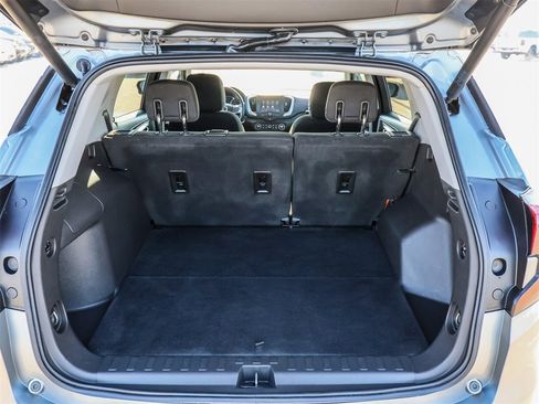 Used 2020 GMC Terrain SLE w/ Driver Convenience Package image 11