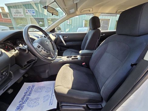 Used 2014 Nissan Rogue S w/ Convenience Package AWD/4WD image 17
