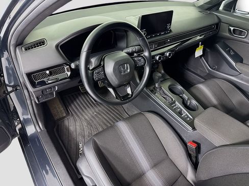 Certified 2025 Honda Civic Sport image 9