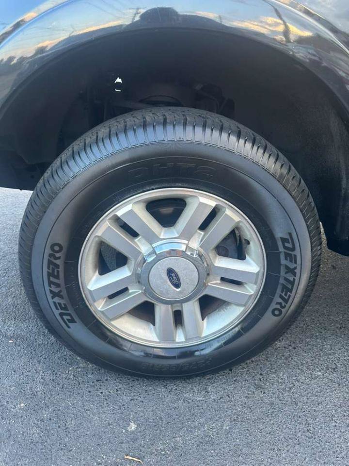 Used 2004 Ford F150 Lariat AWD/4WD image 27