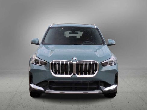 Used 2026 BMW X1 xDrive28i w/ Technology Package image 3