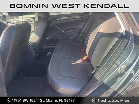 Used 2020 Volkswagen Passat 2.0T R-Line image 7