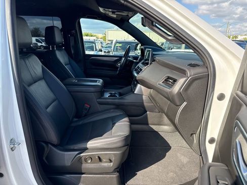 Used 2022 Chevrolet Tahoe RST w/ Luxury Package image 25