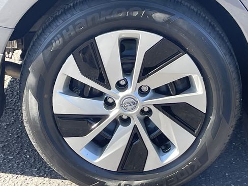 Used 2024 Nissan Altima 2.5 S image 8