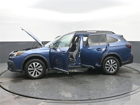 Used 2020 Subaru Outback Premium image 55