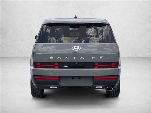 Used 2025 Hyundai Santa Fe SE FWD image 7