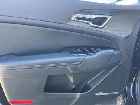 Used 2023 Kia Sportage X-Line image 25