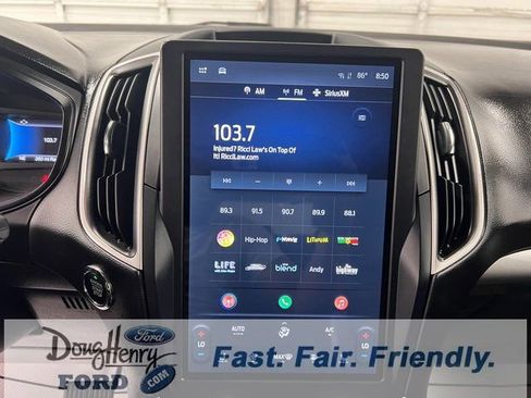 Used 2023 Ford Edge SEL image 45