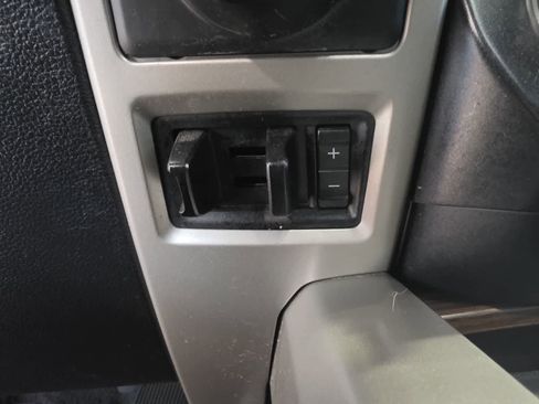 Used 2016 Ford F150 Lariat w/ Equipment Group 502A Luxury AWD/4WD image 30