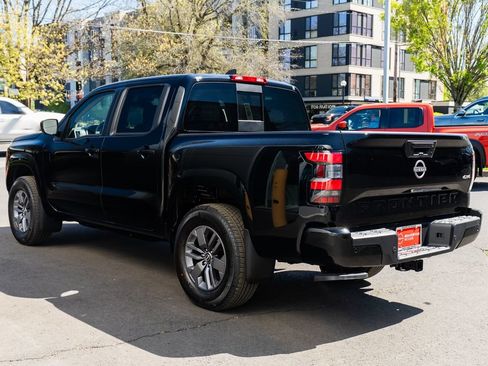 New 2026 Nissan Frontier SV w/ Tow Package AWD/4WD image 4