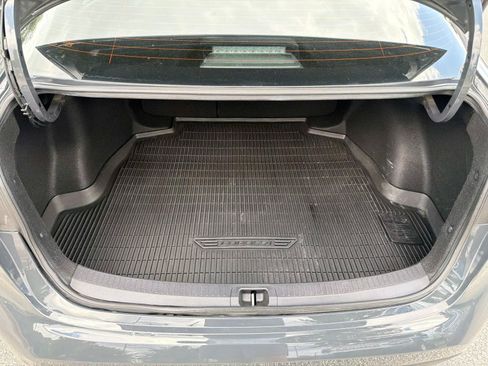 Used 2024 Toyota Corolla LE FWD image 18