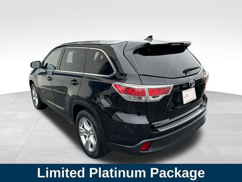 Used 2016 Toyota Highlander Limited Platinum image 3