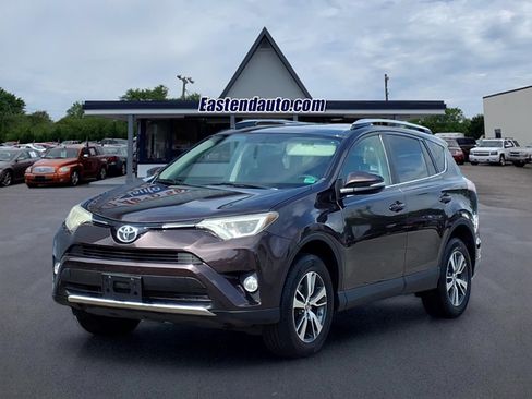 Used 2016 Toyota RAV4 XLE AWD/4WD image 1
