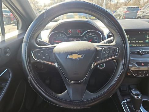 Used 2017 Chevrolet Cruze LT w/ Convenience Package image 15
