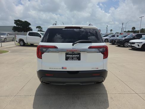 Used 2022 GMC Acadia AT4 w/ Technology Package AWD/4WD image 6