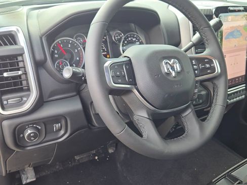 New 2026 RAM 3500 Big Horn AWD/4WD image 23